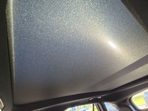 Used 2025 Mercedes-Benz GLC 43 AMG 4MATIC image 29