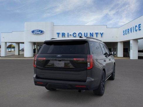 New 2026 Ford Expedition Platinum w/ Stealth Appearance Package AWD/4WD image 8