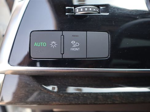 Used 2021 Audi Q7 3.0T Premium Plus AWD/4WD image 15