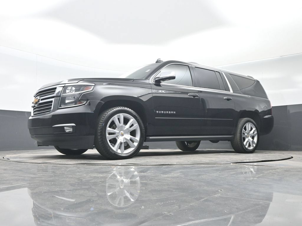 Used 2018 Chevrolet Suburban Premier AWD/4WD image 26