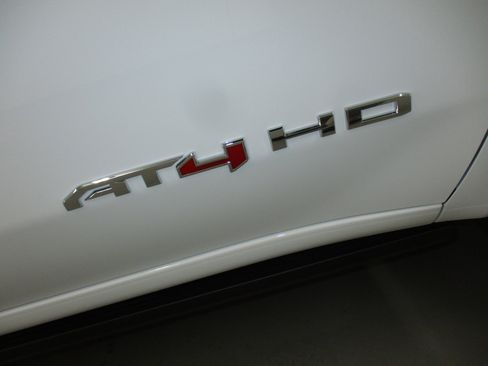 New 2026 GMC Sierra 2500 AT4 w/ AT4 Premium Plus Package AWD/4WD image 7