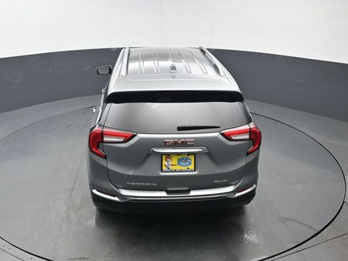 Used 2024 GMC Terrain SLT AWD/4WD image 39