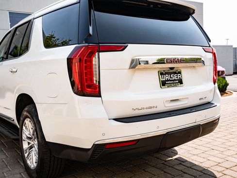Used 2024 GMC Yukon SLT w/ SLT Luxury Package AWD/4WD image 20