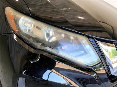 Used 2017 Nissan Rogue SV FWD image 12