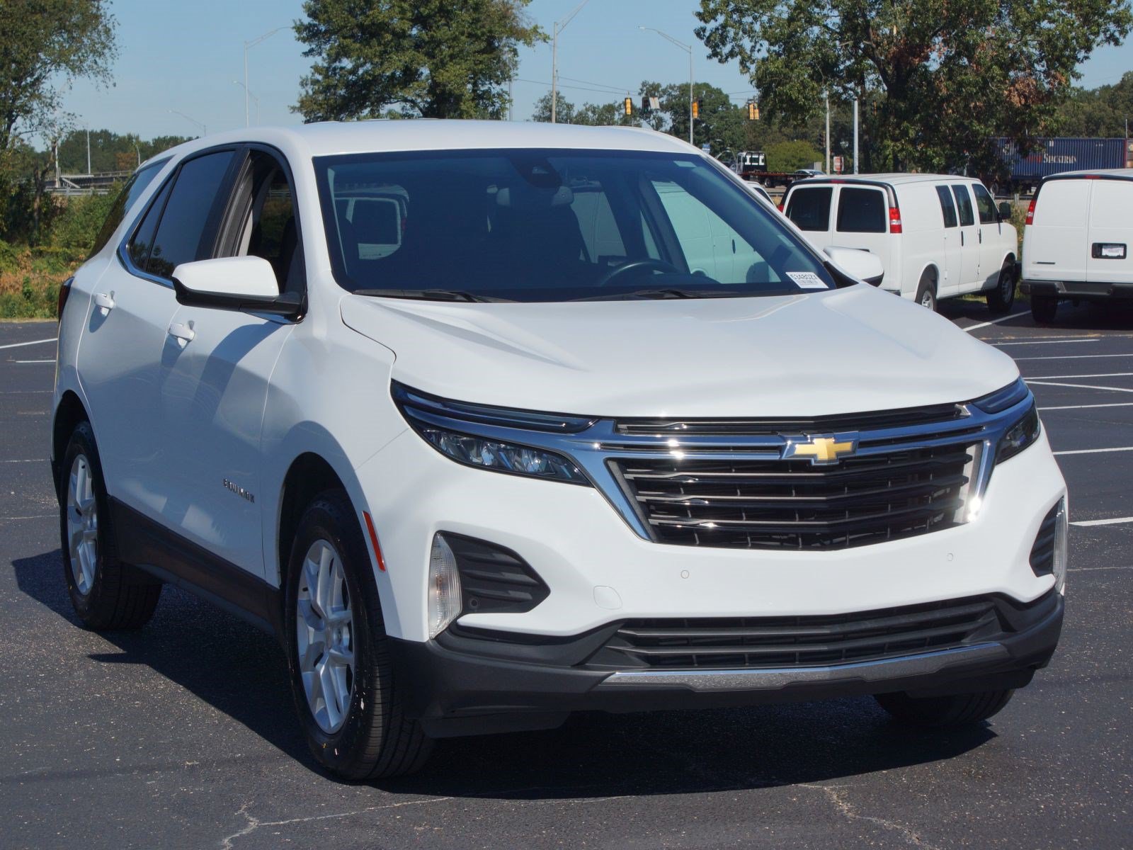 Used 2024 Chevrolet Equinox LT AWD/4WD image 23