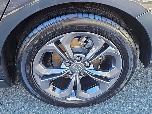 Certified 2023 Honda Accord EX image 8