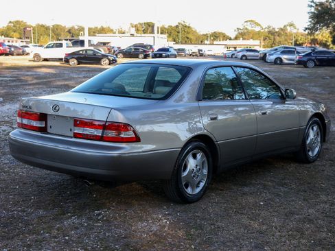 Used 2000 Lexus ES 330 300 image 11