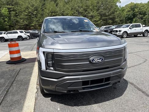 Used 2025 Ford F150 Lightning Lariat w/ Max Trailer Tow Package AWD/4WD image 3