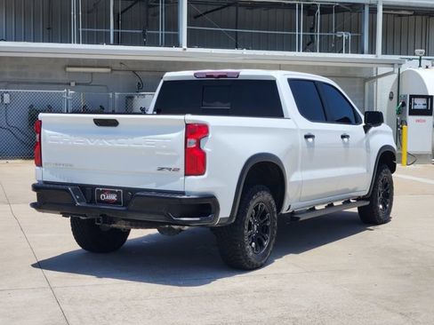 Used 2022 Chevrolet Silverado 1500 ZR2 AWD/4WD image 7