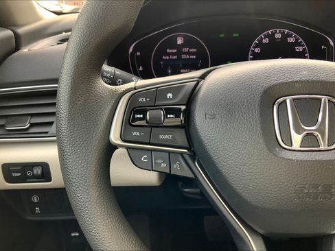 Used 2019 Honda Accord LX image 23