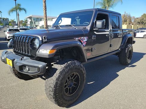 Used 2022 Jeep Gladiator Sport image 13