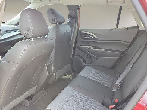 Used 2025 Chevrolet Trax LT image 9