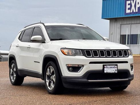 Used 2020 Jeep Compass Limited FWD image 1
