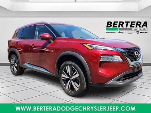 Used 2023 Nissan Rogue SL AWD/4WD image 1