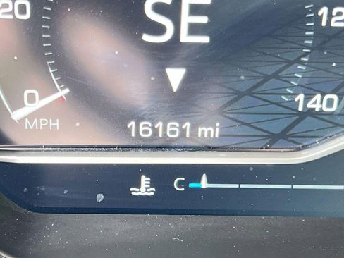 Certified 2025 GMC Sierra 2500 AT4 w/ AT4 Premium Plus Package image 18