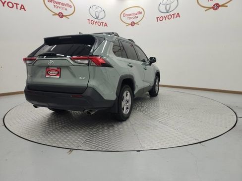 Used 2023 Toyota RAV4 XLE w/ Convenience Package FWD image 5