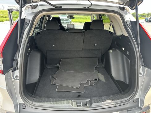 Certified 2025 Honda CR-V EX image 28