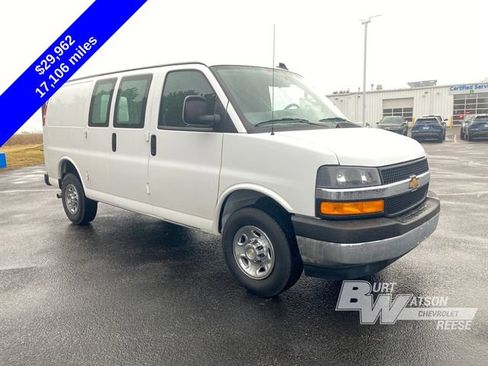 Certified 2024 Chevrolet Express 2500 w/ Driver Convenience Package image 9