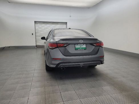 Used 2022 Nissan Sentra SR w/ Electronics Package image 6