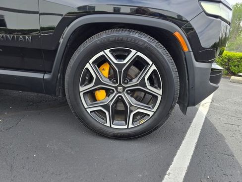Used 2023 Rivian R1S Launch Edition AWD/4WD image 4