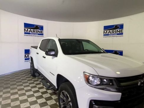Used 2022 Chevrolet Colorado Z71 AWD/4WD image 4