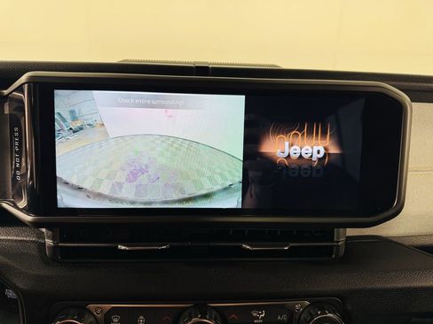 Used 2026 Jeep Wrangler Unlimited Sport AWD/4WD image 13