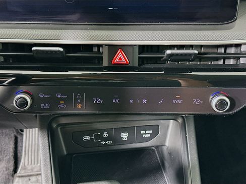 Used 2025 Kia K5 LXS image 22