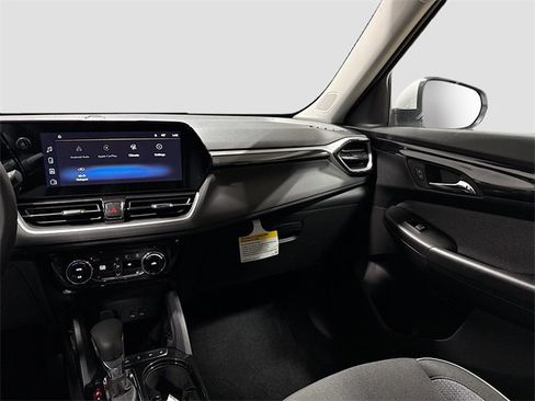 New 2026 Chevrolet TrailBlazer LT w/ Convenience Package image 25