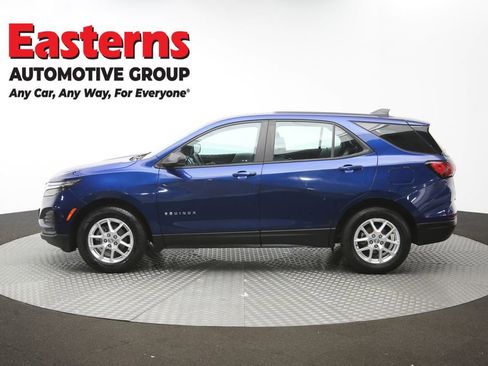 Used 2022 Chevrolet Equinox LS AWD/4WD image 60