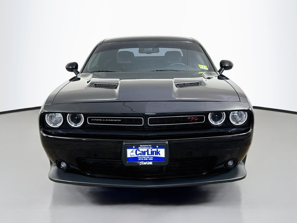 Used 2015 Dodge Challenger R/T Scat Pack w/ Leather Interior Group RWD image 2