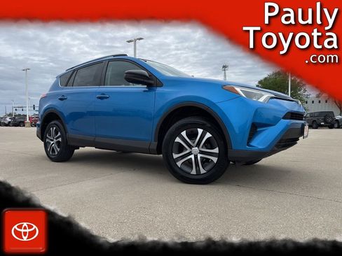 Used 2016 Toyota RAV4 LE AWD/4WD image 1