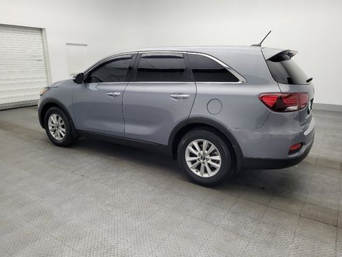 Used 2020 Kia Sorento LX image 3