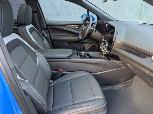 Used 2024 Chevrolet Blazer EV LT image 6