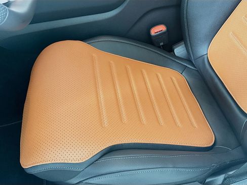 New 2026 Mercedes-Benz GLC 300 image 21