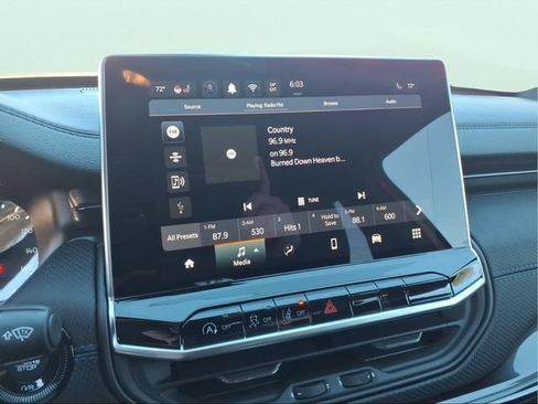 New 2026 Jeep Compass Latitude AWD/4WD image 21