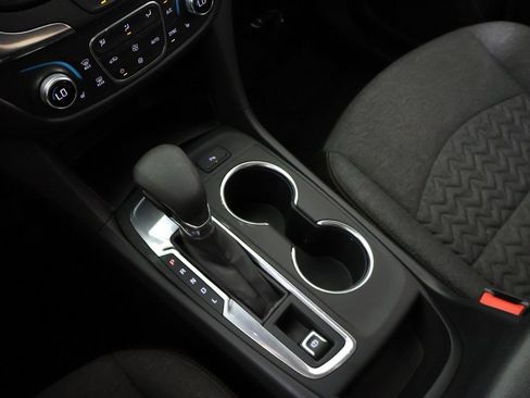 Used 2024 Chevrolet Equinox LT FWD image 49