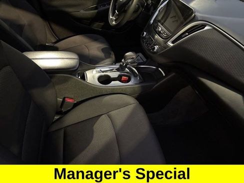Used 2024 Chevrolet Malibu LT image 38