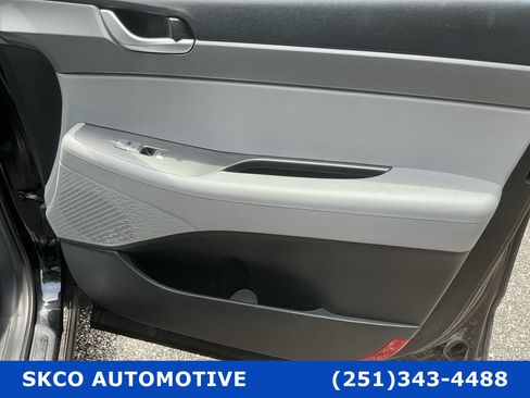 Used 2023 Hyundai Palisade SEL AWD/4WD image 12
