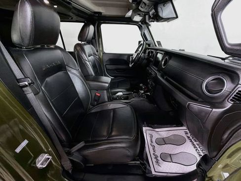 Used 2021 Jeep Wrangler Unlimited Sahara w/ Uconnect 4C Nav & Sound Group AWD/4WD image 28