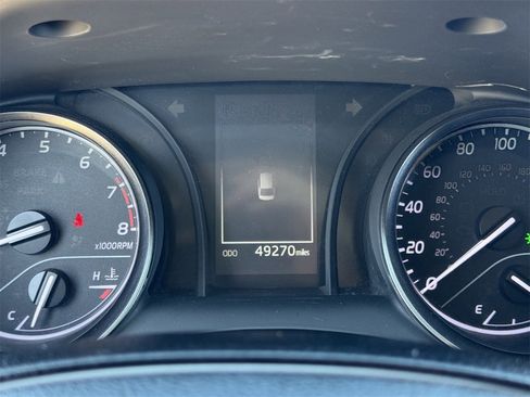 Used 2023 Toyota Camry SE image 15
