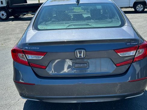 Used 2018 Honda Accord LX image 6
