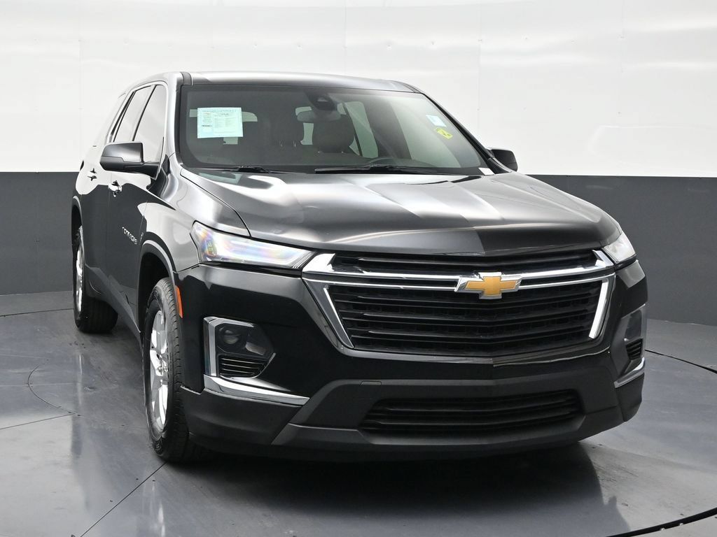 Used 2024 Chevrolet Traverse LS FWD image 7