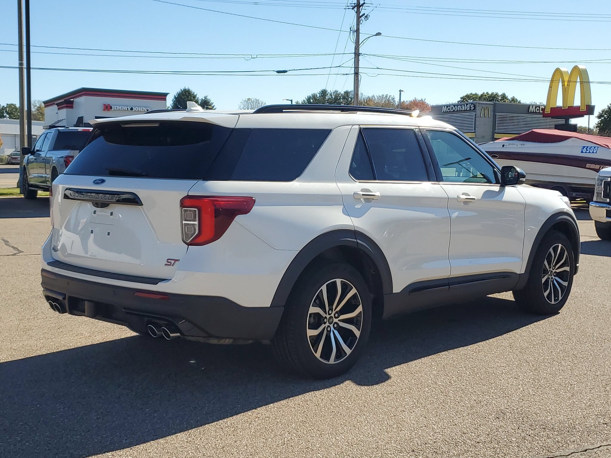 Used 2020 Ford Explorer ST w/ Premium Technology Package AWD/4WD image 4