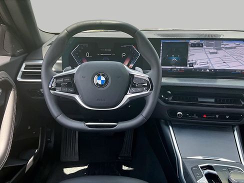 Used 2025 BMW 230i Coupe w/ Convenience Package RWD image 5