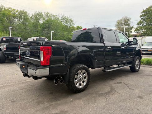 Used 2017 Ford F250 Lariat w/ Chrome Package AWD/4WD image 7