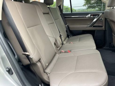 Used 2023 Lexus GX 460 Premium w/ Premium Plus Package AWD/4WD image 26