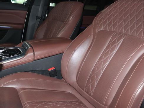 Used 2022 BMW X5 M50i w/ Executive Package AWD/4WD image 11