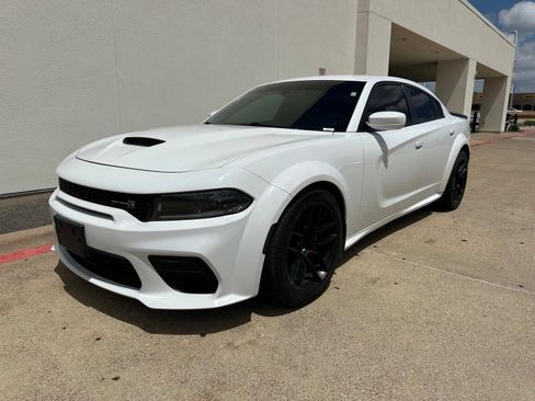 Used 2022 Dodge Charger Scat Pack RWD image 3