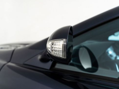 Used 2008 Mercedes-Benz SLR image 21