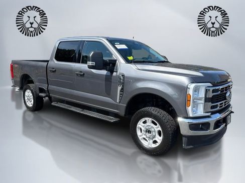 Certified 2025 Ford F250 XLT w/ Snow Plow Prep Package AWD/4WD image 3